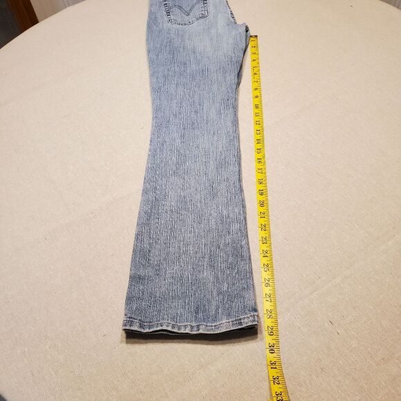 Levi's Faded Denim Jeans Flare Leg Size 2M - Picture 4 of 12